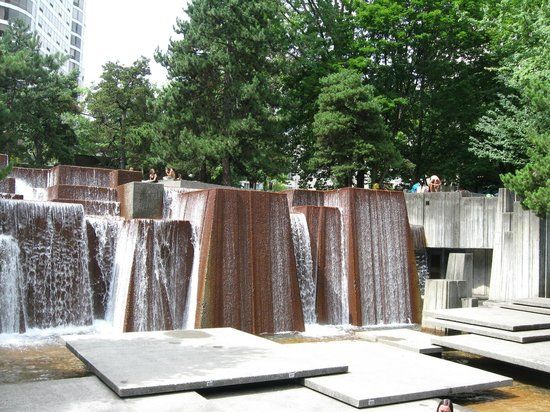 Ira Keller Fountain Park